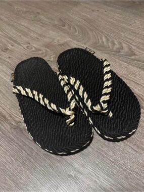 Black & Cream Rope Flip-Flop Sandals